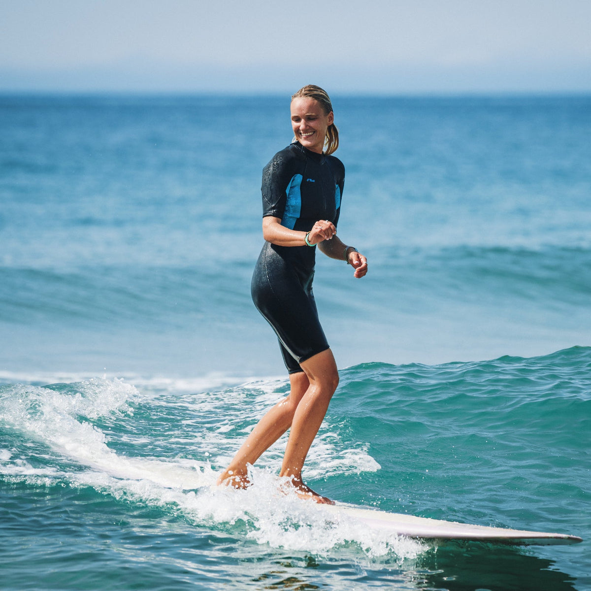 O'Neill Reactor-2 2mm Womens Back Zip Shorty Wetsuit 2026 - Back/Light Aqua