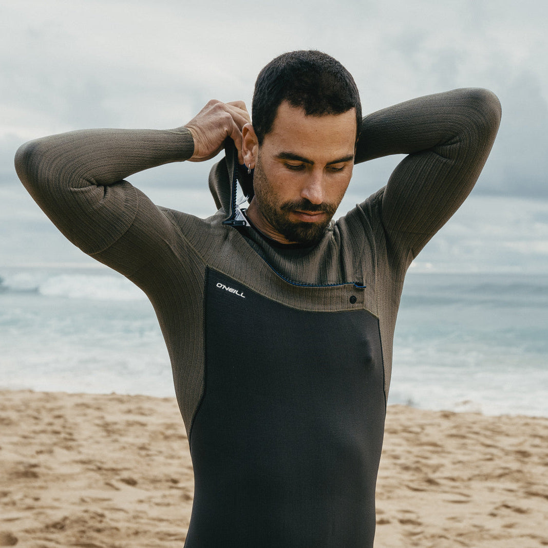 O'Neill Hyperfreak 4/3+mm Chest Zip Wetsuit 2026 - Raven/Army