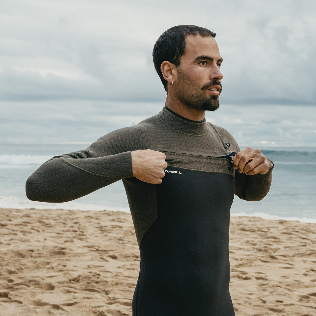 O'Neill Hyperfreak 4/3+mm Chest Zip Wetsuit 2026 - Raven/Army