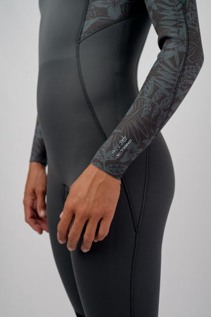 O'Neill Womens Epic 4/3mm Chest Zip Wetsuit 2026 - Tempered Steel / Shaded Island Sky / Shade