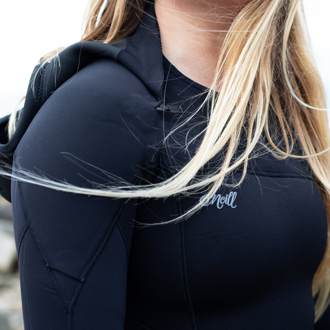 O'Neill Womens Epic 6/4mm Chest Zip Hooded Winter Wetsuit 2026 - Black