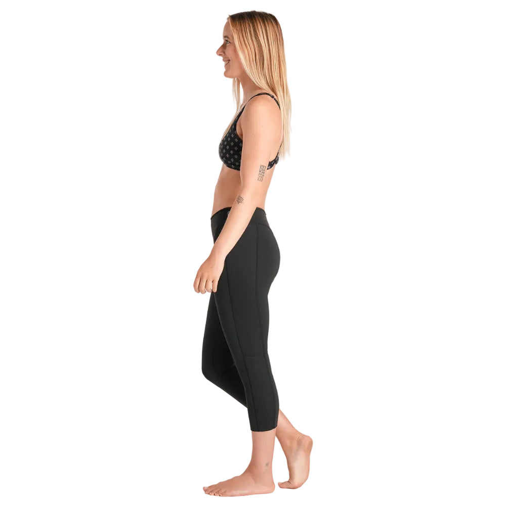 C-Skins NuWave Solace Lite 1.5mm Womens FL 3/4 Wetsuit Leggings - Black/White