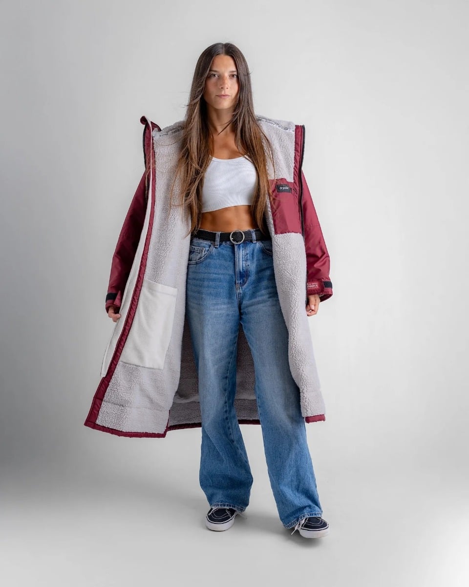 Dryrobe Advance Long Sleeve Changing Robe - Burgundy / Silver Grey