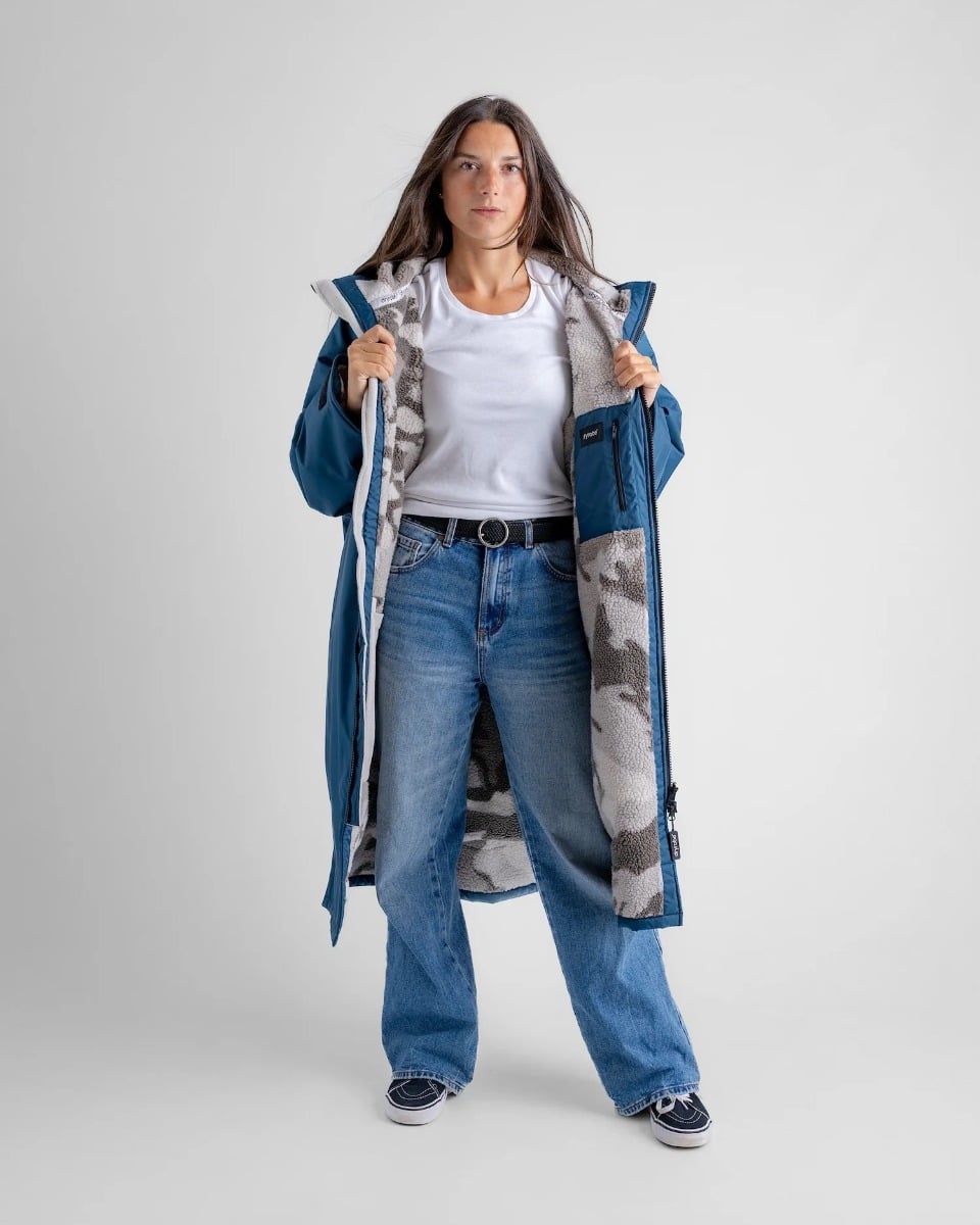 Dryrobe Advance Long Sleeve Changing Robe in Deep Sea Blue / Sand Camo