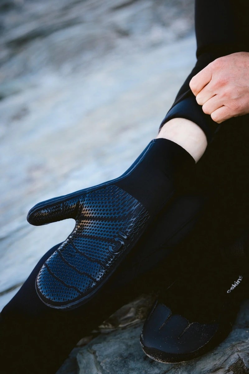 C-Skins Wired+ 7mm LQS Mitts - Black