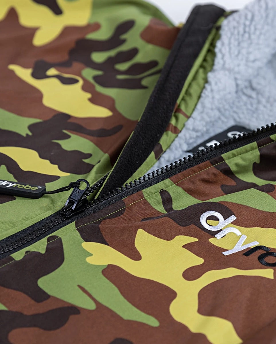 Dryrobe Advance Long Sleeve Changing Robe - Camo / Grey