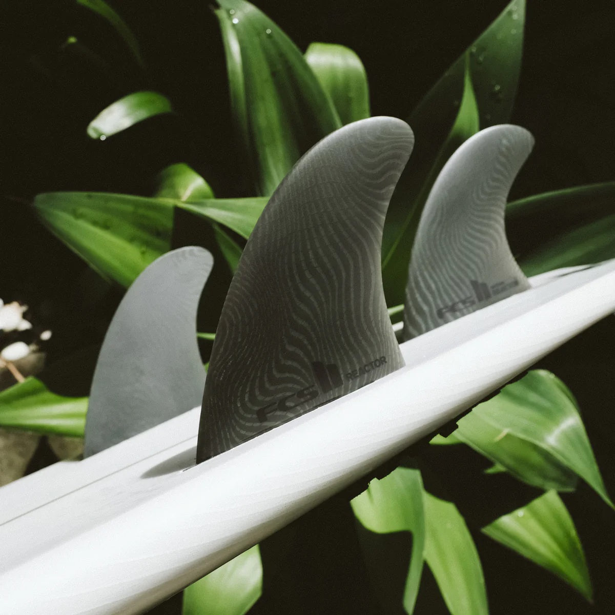 FCS II Reactor Neo Glass Eco Thruster Fins - Ash | Wetsuit Centre