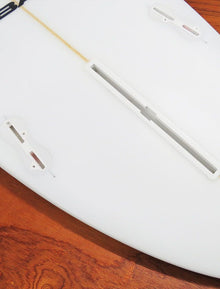Rebel Lil Log Surfboard - White - Fin Set Up