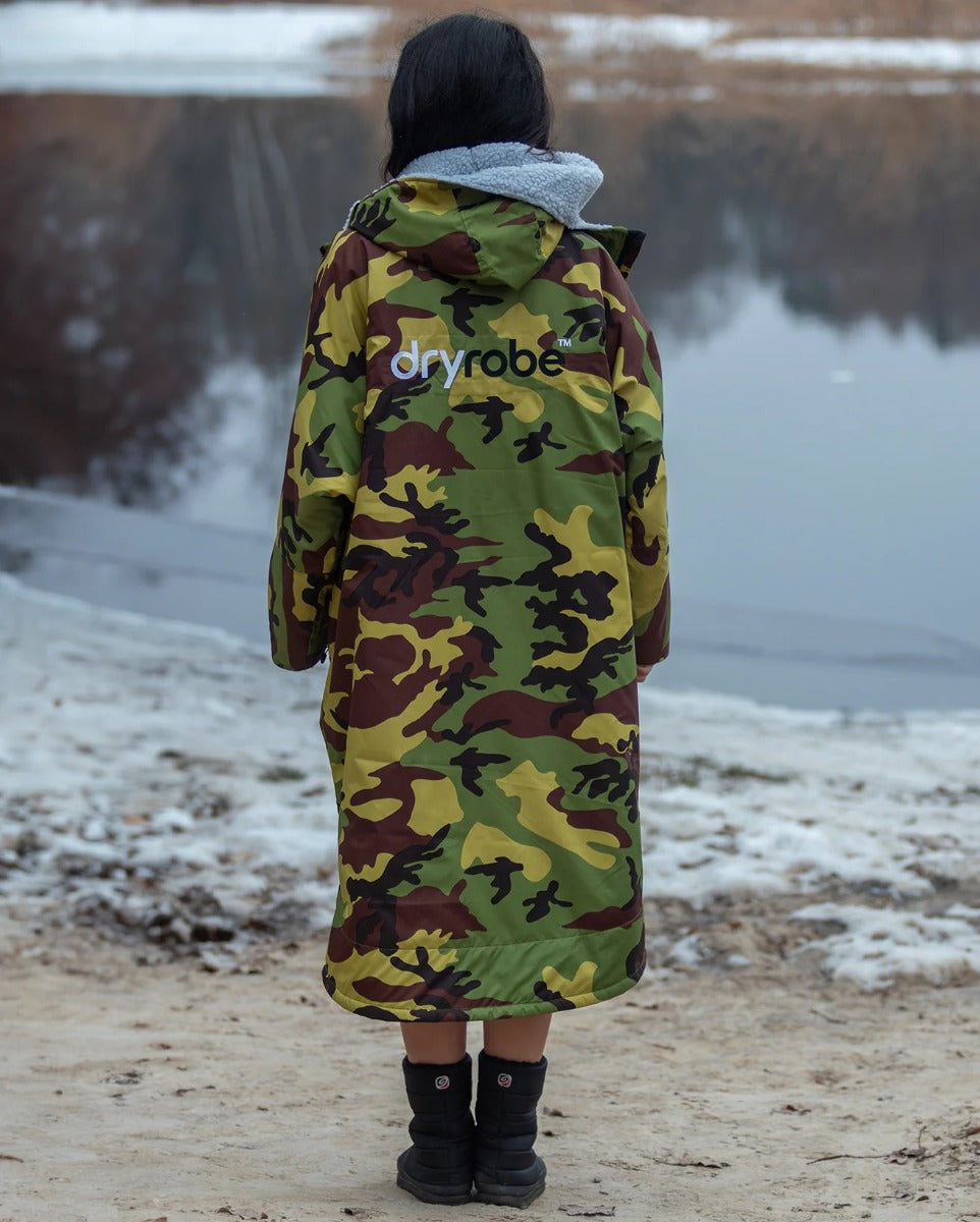 Dryrobe Advance Long Sleeve Changing Robe - Camo / Grey