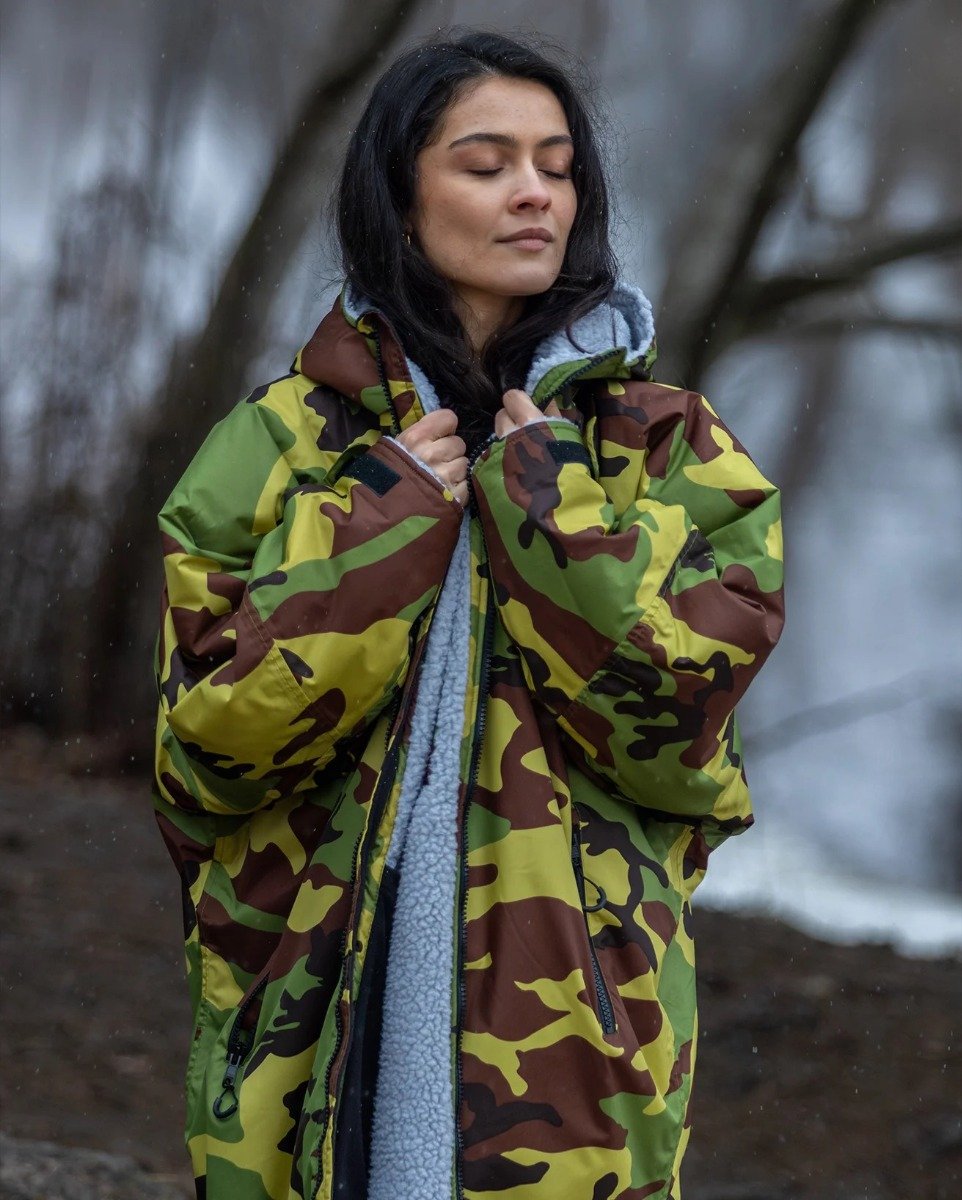 Dryrobe Advance Long Sleeve Changing Robe - Camo / Grey
