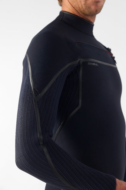 O'Neill Hyperfreak Fire 3/2+mm Chest Zip Wetsuit 2026 - Black