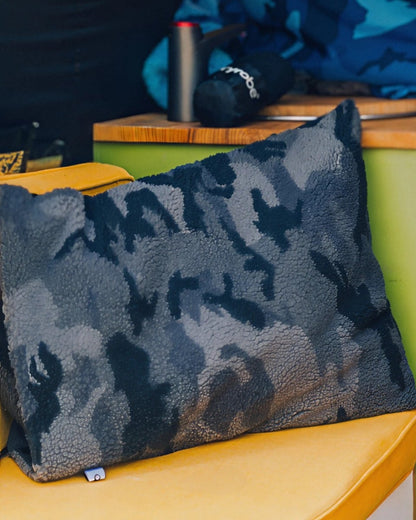 Dryrobe Cushion Cover - Black Camo