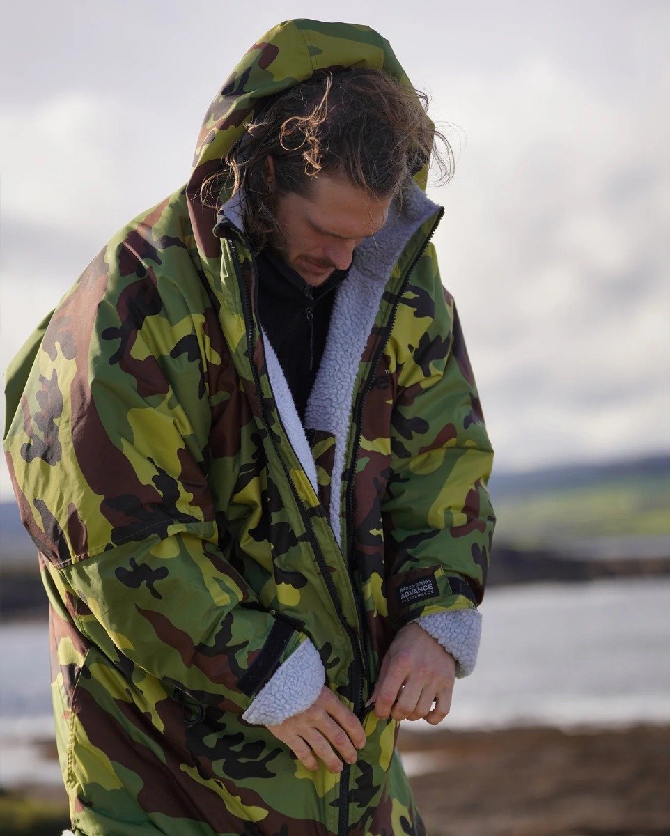 Dryrobe Advance Long Sleeve Changing Robe - Camo / Grey