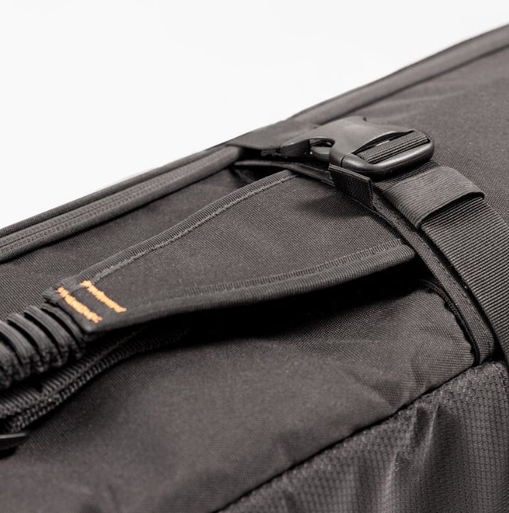 Ocean & Earth Apex Fish 3 Board Wheel Travel Bag - Black
