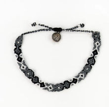 Pineapple Island Bracelet - Black/White