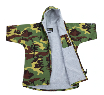 Dryrobe Advanced Short Sleeve Kids Changing Robe Age 5-9 - Camo / Grey