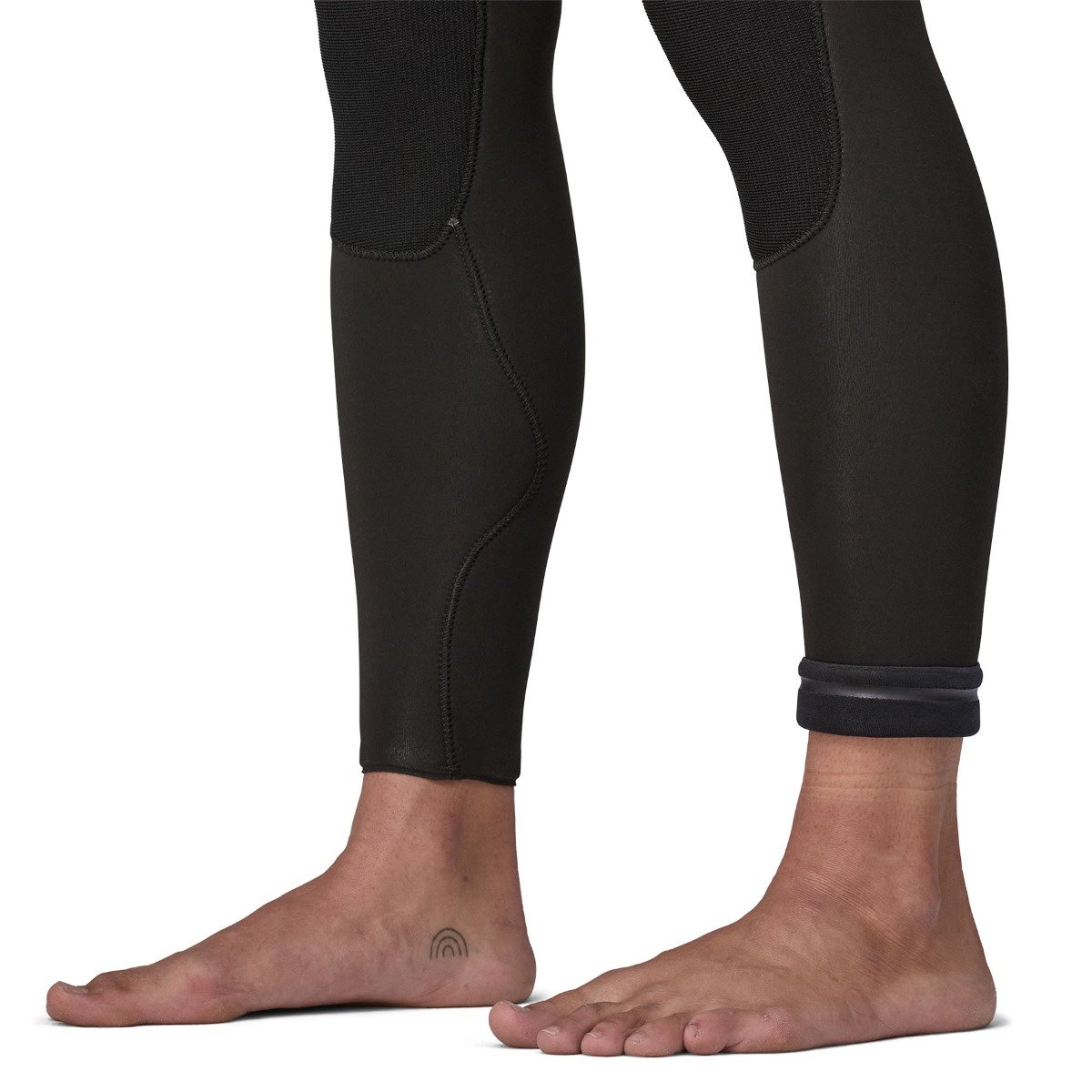 Patagonia Women's R3 Regulator 4.5/3.5mm Chest Zip Wetsuit - Black