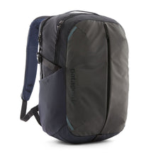 Patagonia Refugio Daypack 26L in Smolder Blue