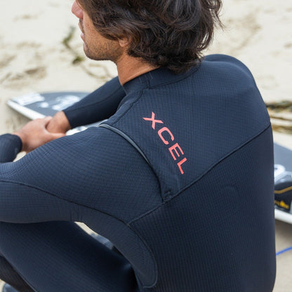 Xcel Infiniti 5/4mm Men's Chest Zip Hooded Wetsuit 2025 - Black