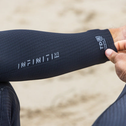 Xcel Infiniti 5/4mm Men's Chest Zip Wetsuit 2026 - Black
